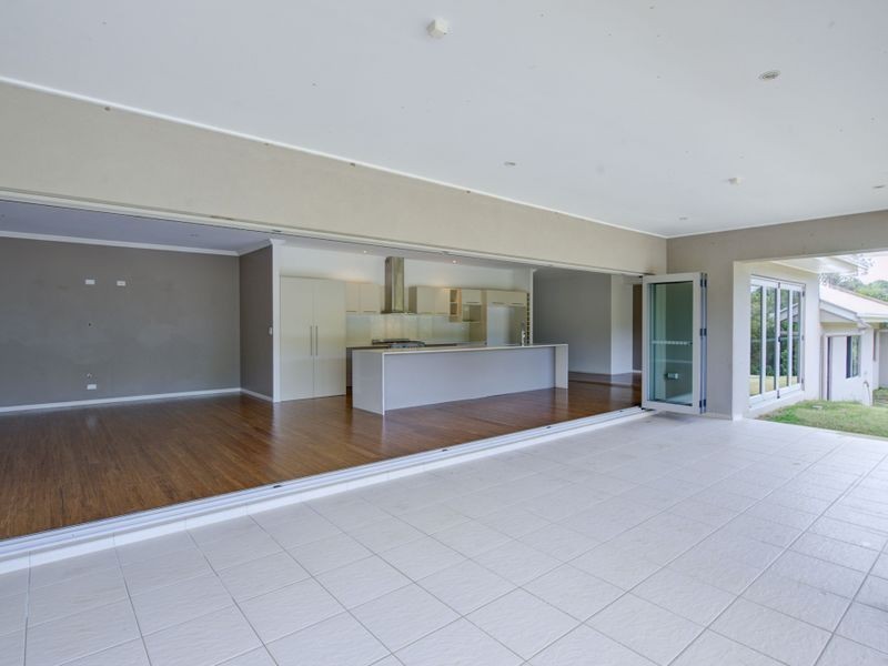 43 Lagoon Park Drive, Maudsland QLD 4210