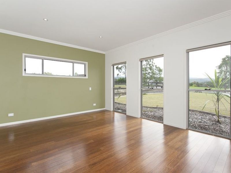 43 Lagoon Park Drive, Maudsland QLD 4210