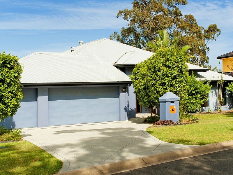 47 Highvale Drive, Helensvale QLD 4212