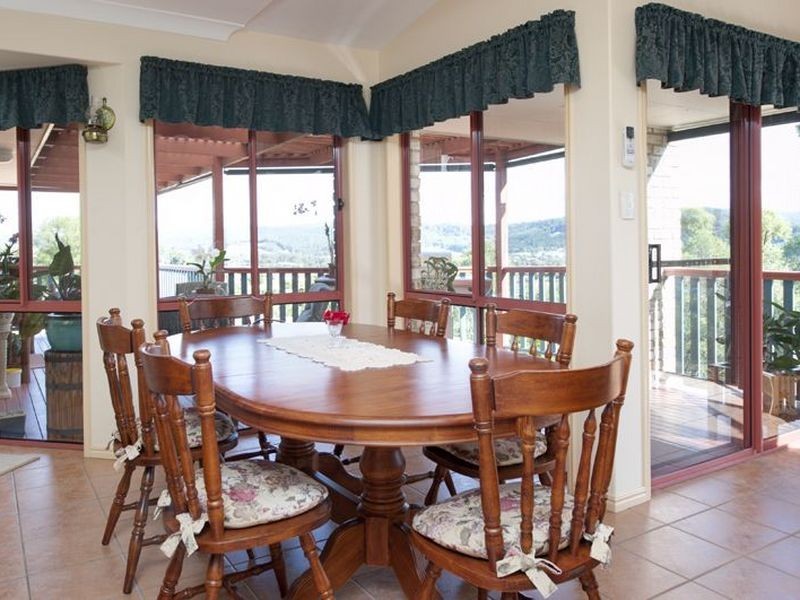 12 Crestridge Cr, Oxenford QLD 4210