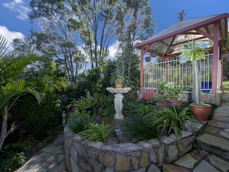 12 Crestridge Cr, Oxenford QLD 4210