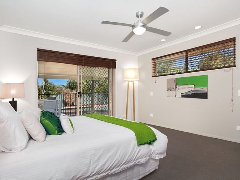 120 Mildura Drive, Helensvale QLD 4212