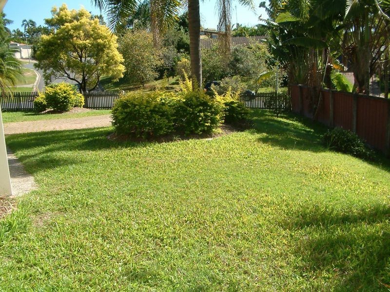 22 Goodman Cl, Highland Park QLD 4211