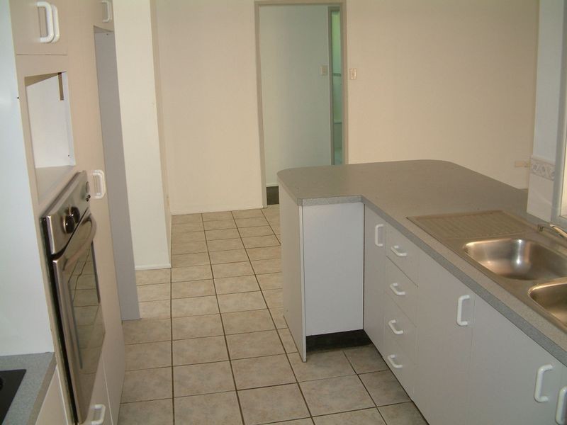 22 Goodman Cl, Highland Park QLD 4211