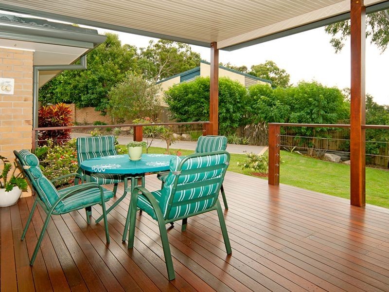 9 Dubbo Court, Helensvale QLD 4212