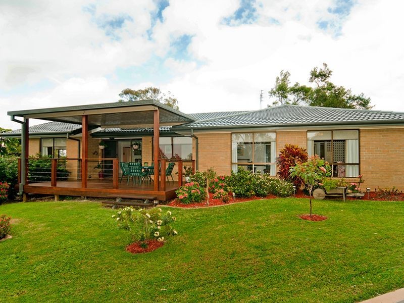 9 Dubbo Court, Helensvale QLD 4212