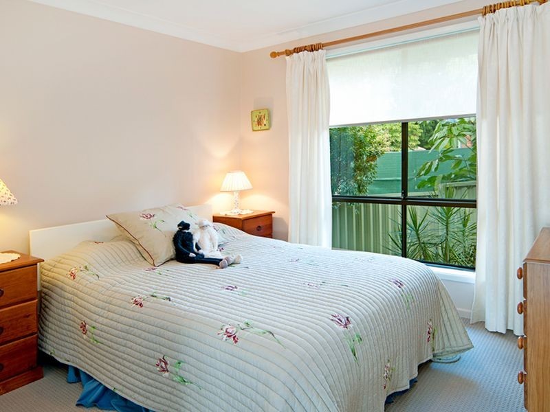 9 Dubbo Court, Helensvale QLD 4212