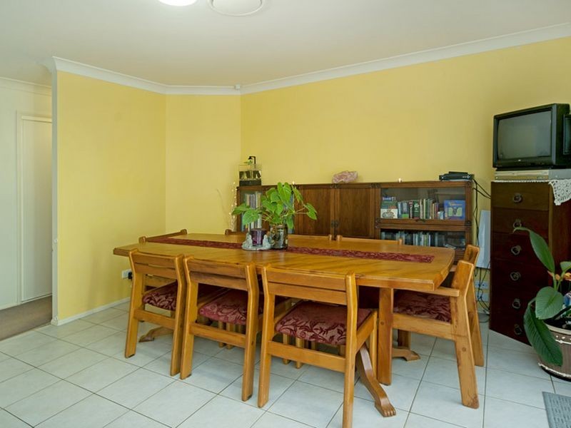 203 Universal Street, Oxenford QLD 4210