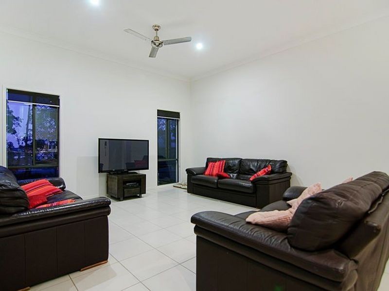 37 Yarrayne Valley Drive, Upper Coomera QLD 4209