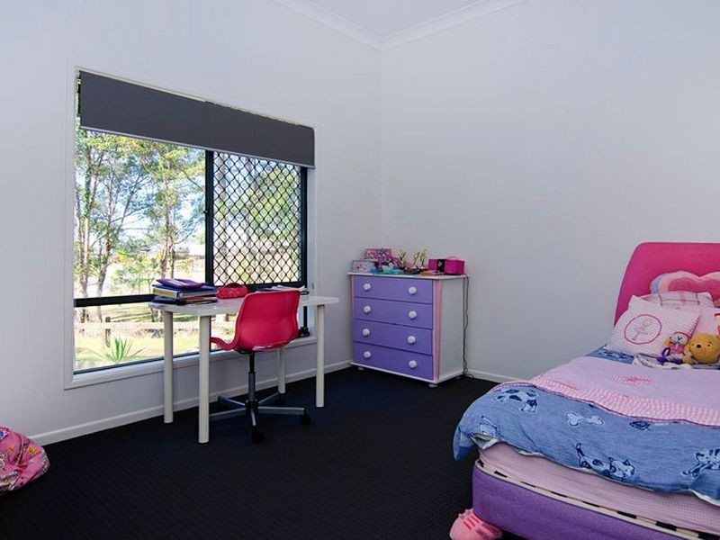 37 Yarrayne Valley Drive, Upper Coomera QLD 4209