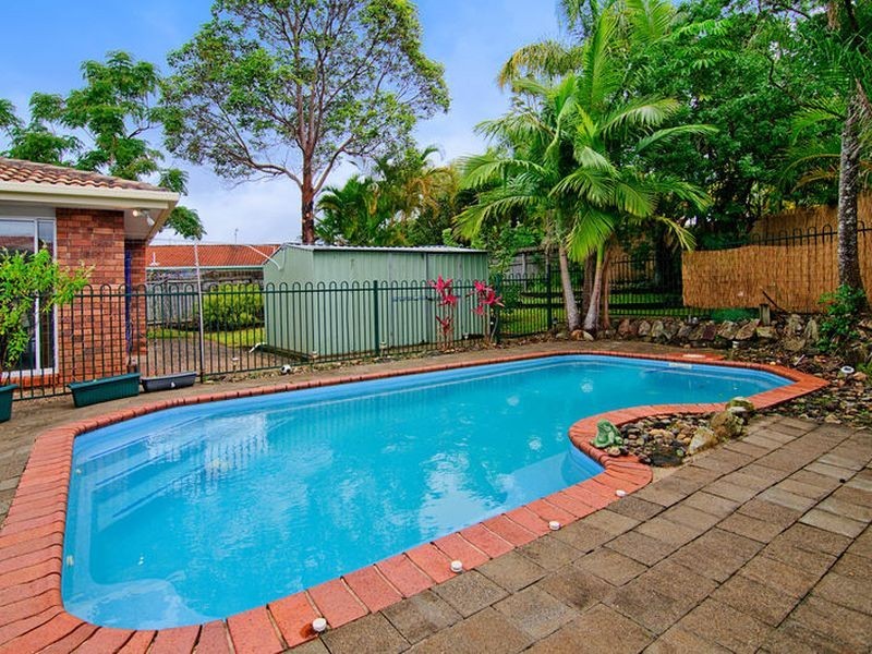 12 Rosedale Place, Helensvale QLD 4212