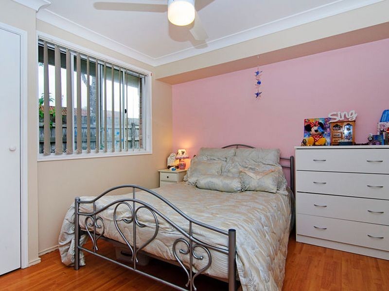 12 Rosedale Place, Helensvale QLD 4212