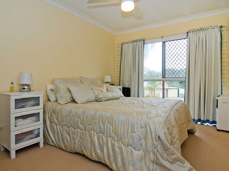 12 Rosedale Place, Helensvale QLD 4212