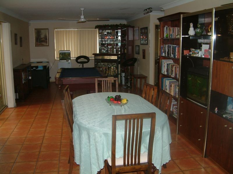 10 Midway Terrace, Pacific Pines QLD 4211