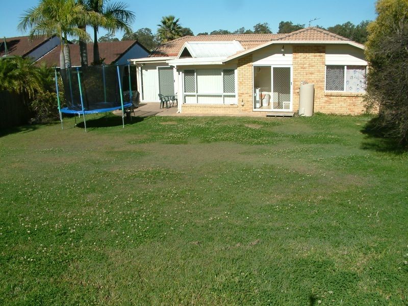 4 Mildura Drive, Helensvale QLD 4212