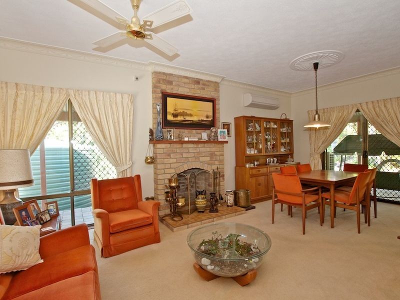 8 California Drive, Oxenford QLD 4210