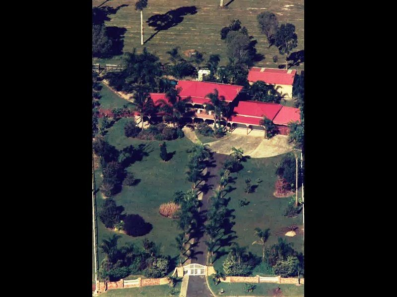 8 California Drive, Oxenford QLD 4210