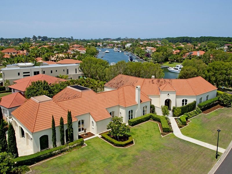 1091 Beechwood Drive, Hope Island QLD 4212