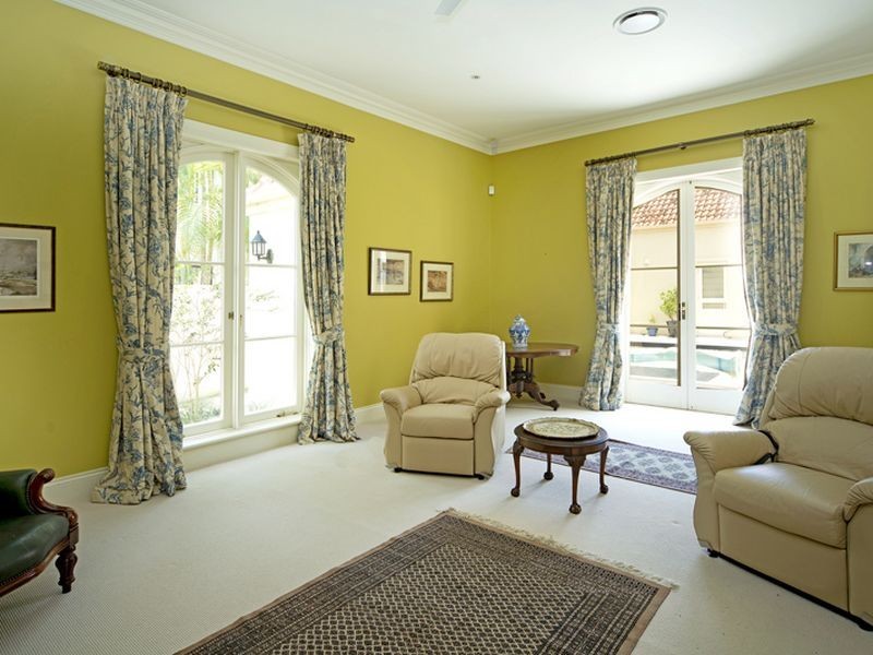 1091 Beechwood Drive, Hope Island QLD 4212