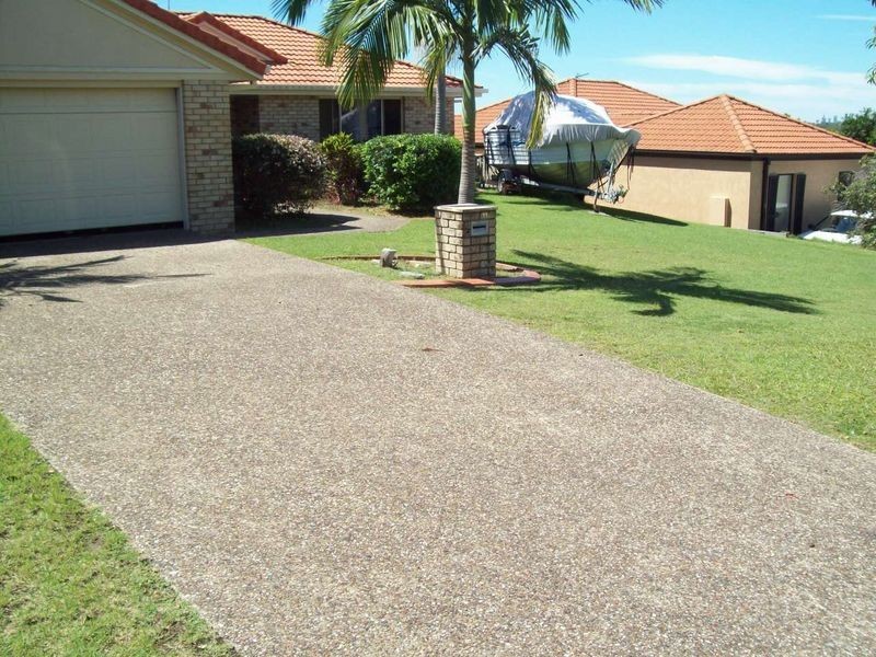 11 Midway Terrace, Pacific Pines QLD 4211