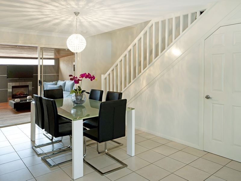 1/32 Buchanan Circuit, Oxenford QLD 4210