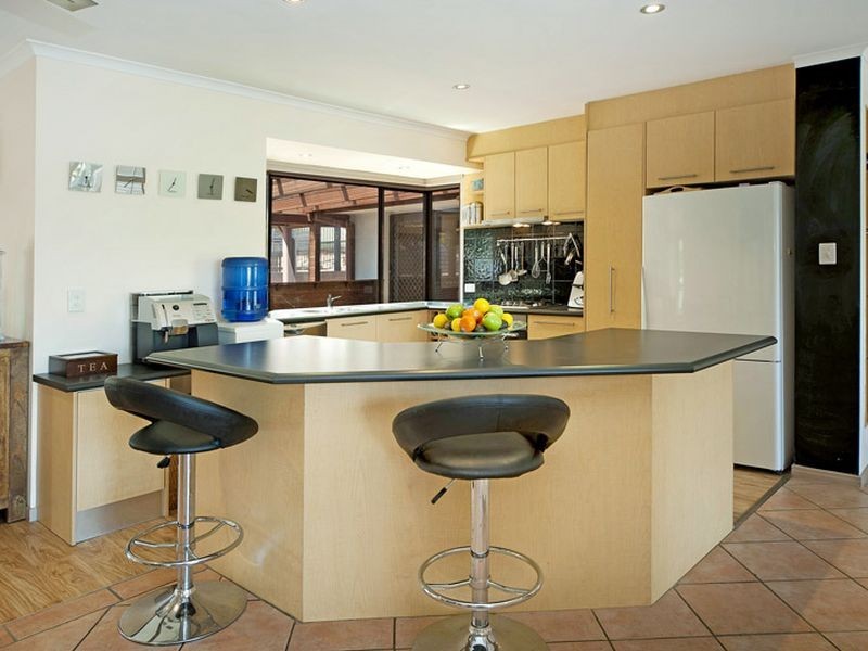 5 Stretton Drive, Helensvale QLD 4212