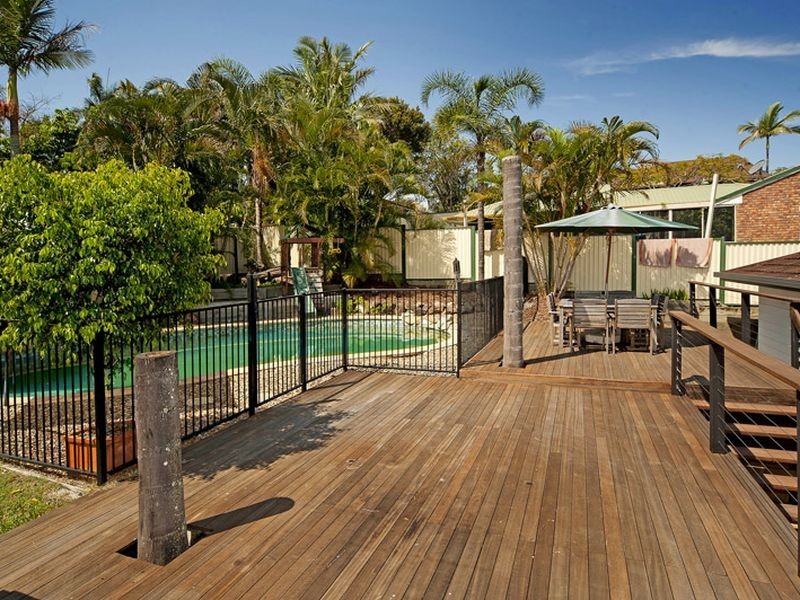 5 Stretton Drive, Helensvale QLD 4212