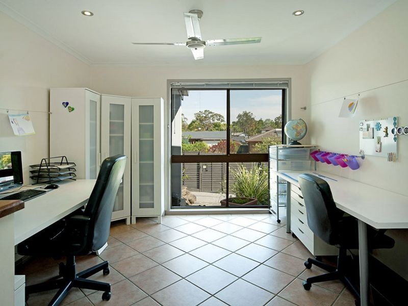 5 Stretton Drive, Helensvale QLD 4212