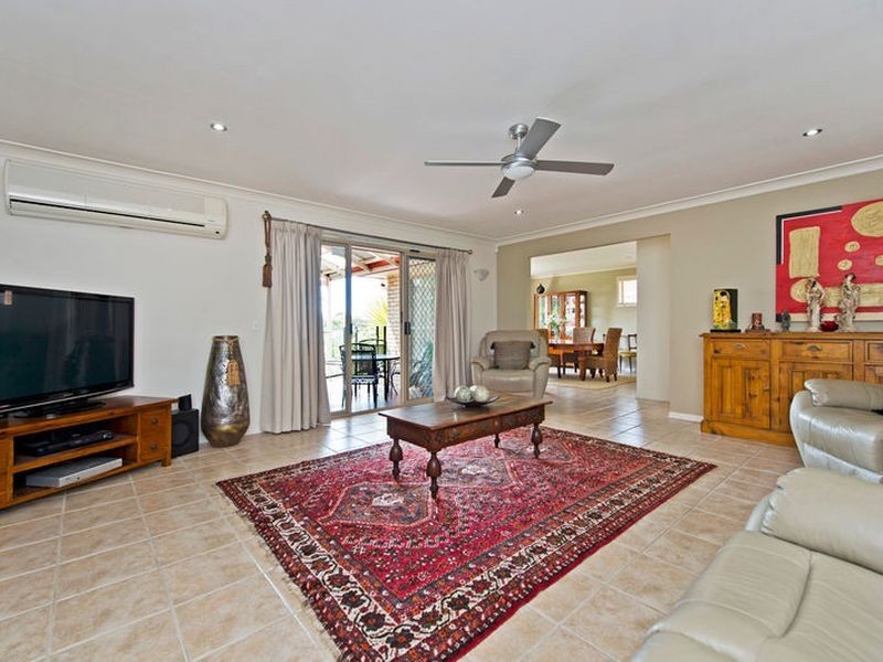 18 Monterey Keys Drive, Monterey Keys QLD 4212