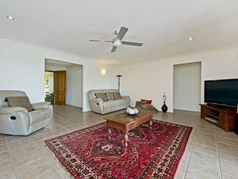 18 Monterey Keys Drive, Monterey Keys QLD 4212