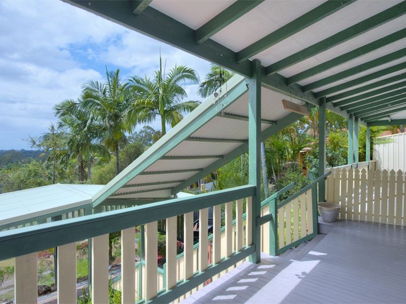 18 Robe Court, Helensvale QLD 4212