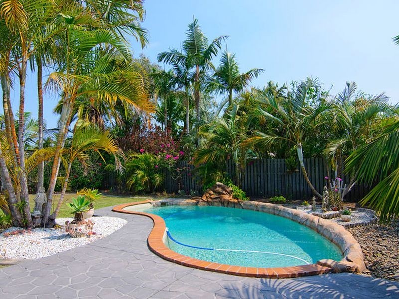 8 Westlake Court, Helensvale QLD 4212