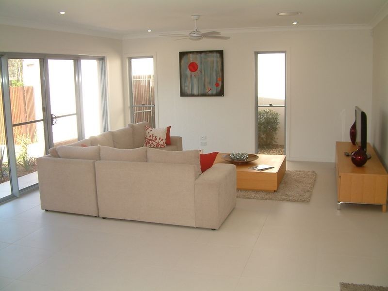 21 Bunderoo Circuit, Pimpama QLD 4209