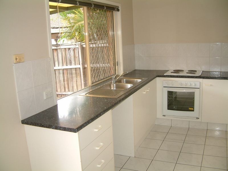 7 Plimsoll Place, Helensvale QLD 4212