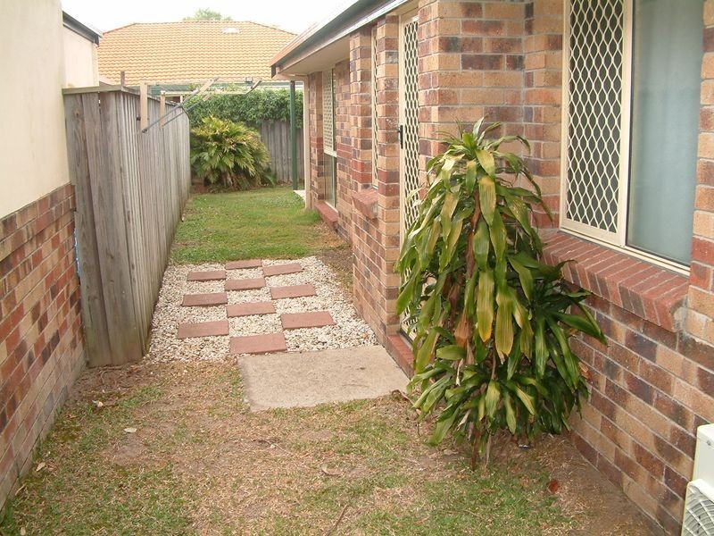 7 Plimsoll Place, Helensvale QLD 4212