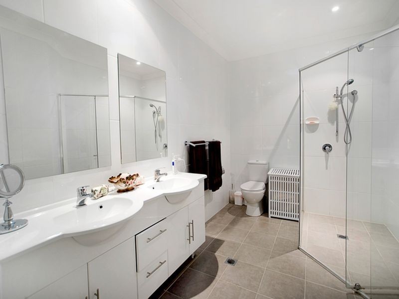 8 Meroo Place, Upper Coomera QLD 4209
