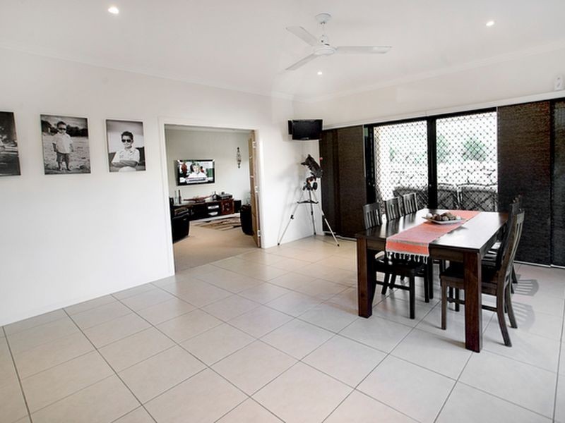 8 Meroo Place, Upper Coomera QLD 4209