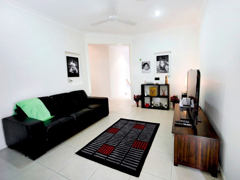 8 Meroo Place, Upper Coomera QLD 4209