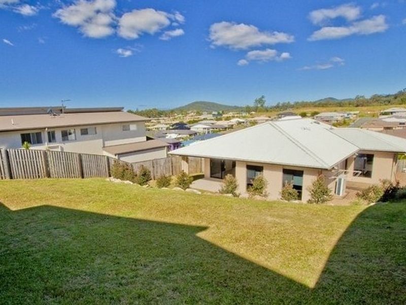 8 Meroo Place, Upper Coomera QLD 4209