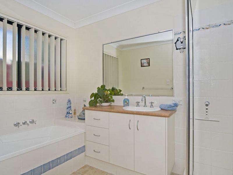 118 River Meadows Drive, Upper Coomera QLD 4209