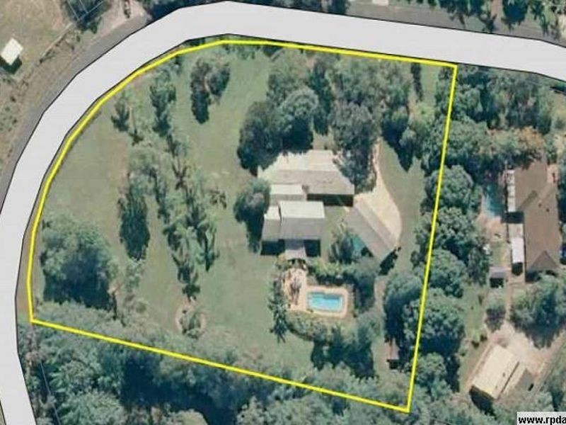 44 Ruth Terrace, Oxenford QLD 4210