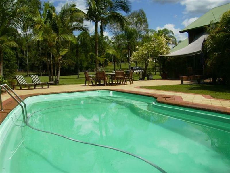 44 Ruth Terrace, Oxenford QLD 4210