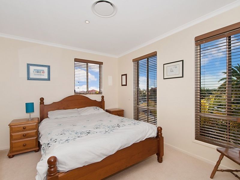 3 Tammy Court, Helensvale QLD 4212