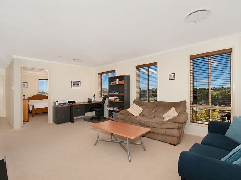 3 Tammy Court, Helensvale QLD 4212