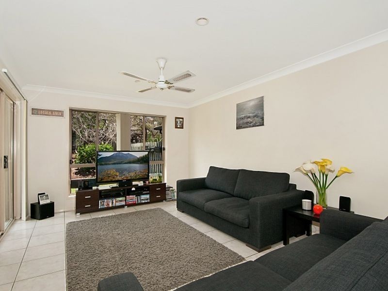 4/1 Studio Drive, Pacific Pines QLD 4211