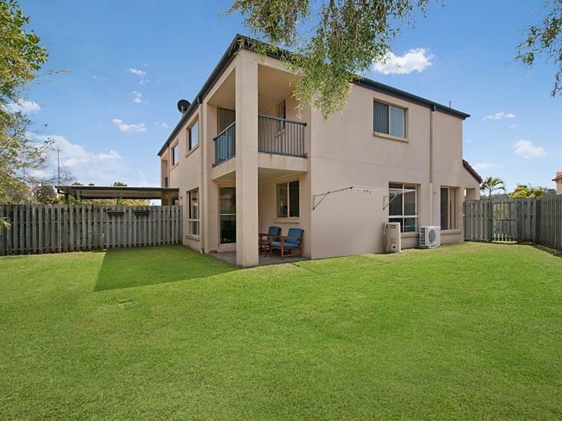 4/1 Studio Drive, Pacific Pines QLD 4211