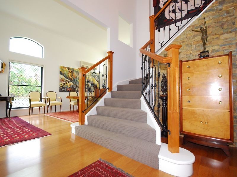 82 Rivertree Avenue, Helensvale QLD 4212