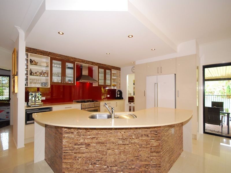 82 Rivertree Avenue, Helensvale QLD 4212