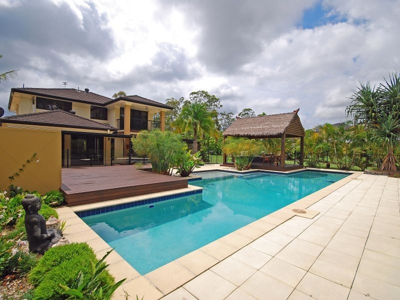 82 Rivertree Avenue, Helensvale QLD 4212