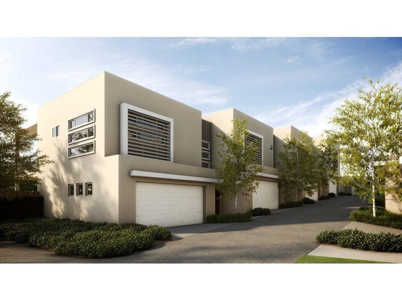 16 Careel Close, Helensvale QLD 4212